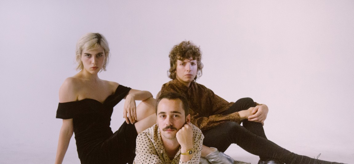 Twentytwo in Blue: Sunflower Bean over jong zijn in roerige tijden